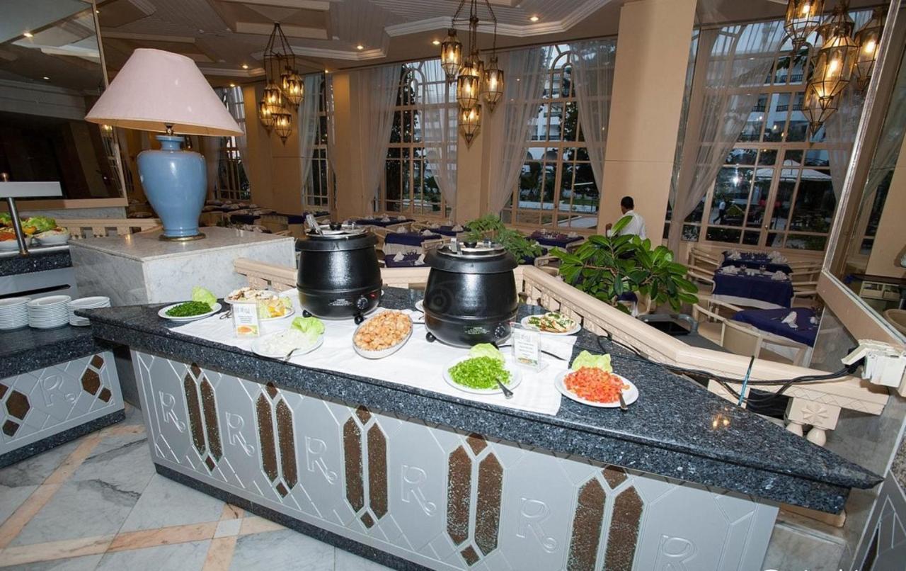 Riviera Hotel - Family Only พอร์ตเอลกานตาอุย ภายนอก รูปภาพ