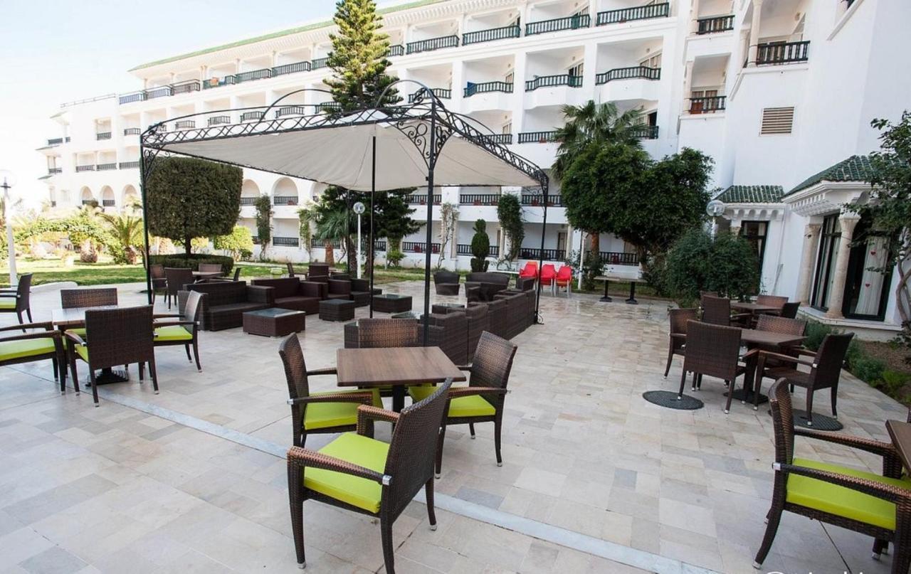 Riviera Hotel - Family Only พอร์ตเอลกานตาอุย ภายนอก รูปภาพ